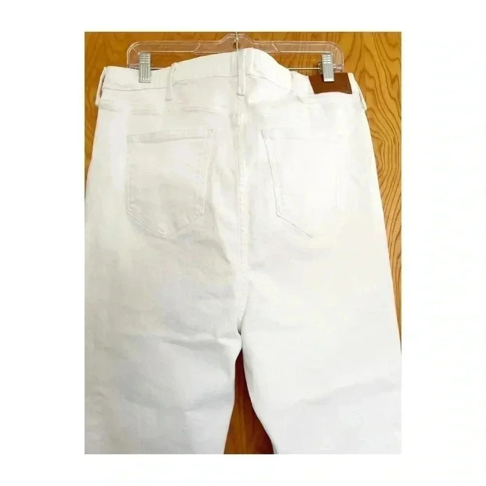 River Island Plus White Flare  Jeans - Picture 4 of 8